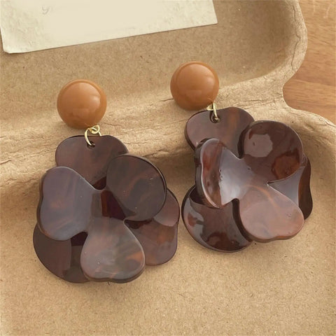Get Your Hands On These Dope Resin Alloy Pendant Earrings Featuring Sick Featherlight Comfort Made Specifically To Soothe Sensitive Ears Without Irritation While Keeping Colors Fresh And Bold Is The Ultimate Go To Statement Piece For Festivals Partying