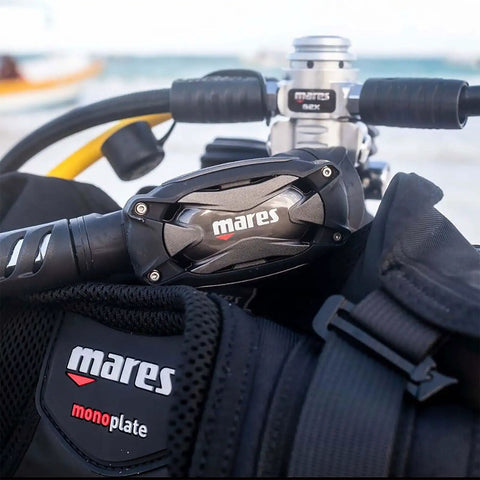 Close-up of Ultra Portable 62X Scuba Regulator Set with First and Second Stage INT for easy breathing, featuring chrome finish.