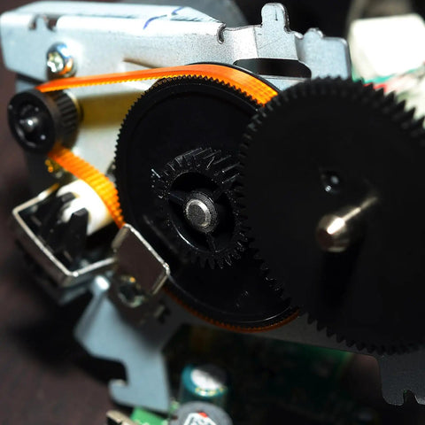 MB 350 Motor Drive V Belt For Sewing Machines installed on gears, close-up of polyurethane belt with 350mm circumference