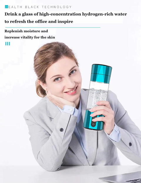 Woman using Portable Hydrogen Water Bottle USB Rechargeable H2 Generator Delivers 6000PPB Hydrogen For Alkaline Hydration