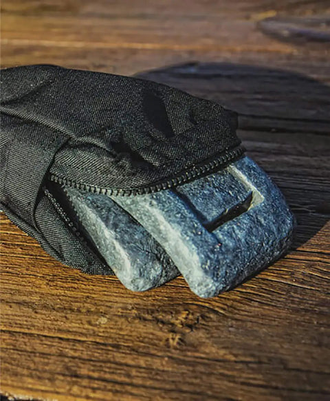 Secure Weight Pockets For Backplate Wing Gear, Medium Size 2x10lbs 2x4kg with YKK Zipper showing weights partially exposed.