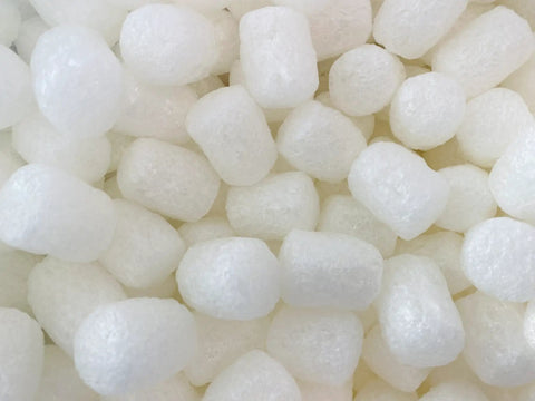 Biodegradable Packing Peanuts 0.25 Cu Ft Antistatic, Compostable White Popcorn Packaging Cornstarch Blend visible up close