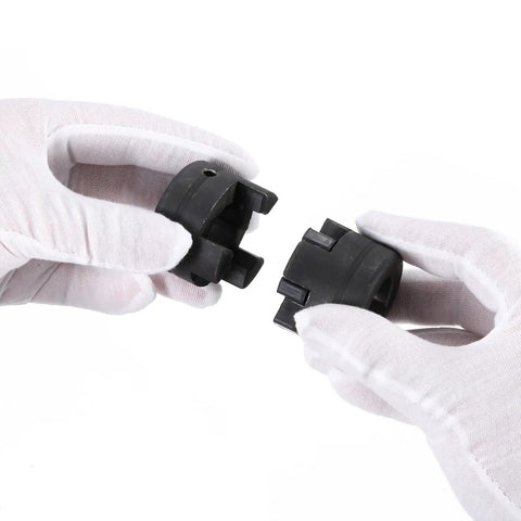 Flexible 3-Piece L-Jaw Coupling Set 3/4 to 7/8 Inch with Buna-N NBR Rubber Spider for Log Splitters shown in hands
