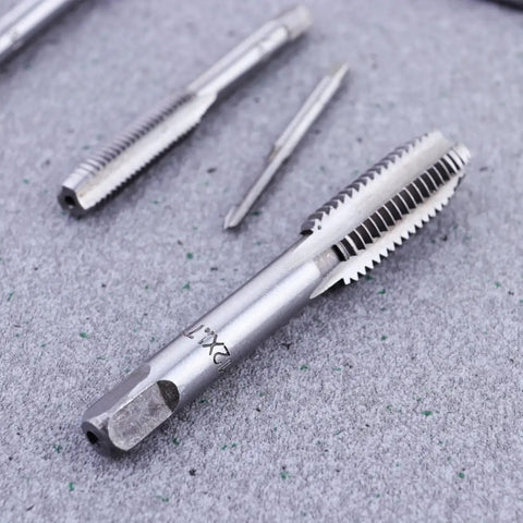7 Piece Steel Screw Tap Set For Metalworking And DIY Projects, Heavy Duty HSS taps, M12 x 1.75 tap for metal thread repair