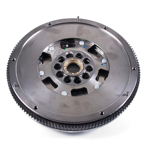 Heavy Duty Dual Mass Flywheel For 2002 Through 2005 Volkswagen Golf And Jetta V6 2.8L with detailed gear and mounting points.