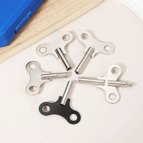 Gearhead Favorite Wrench Clock Key For Winding Mechanical Clocks, 4.4mm Hole, 52mm Long Steel Clock Key in silver tone