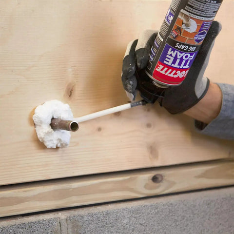 Applying Big Gaps Bright White Insulating Foam Sealant 12 Oz Can 2 Pack Expands To Fill Cracks Up To 3 Inches With High Density Foam