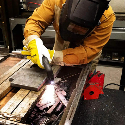 Beast Plasma Cutter 251 P With Drag Torch Technology Portable And Versatile Metal Cutting Tool For Precise Cuts 120V Power One Point Five CFM Air Built In Regulator And Dryer Air Compressor Not Included