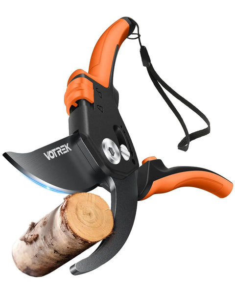 Pruning Shears With Stepless Adjustable Handle For Any Hand Size Beast Mode Garden Clippers With Ultra Sharp SK5 Steel cutting wood branch.