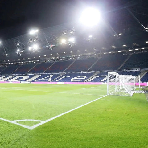 400W LED Stadium Flood Light Outdoor 5000K Daylight White Beast Bright illuminating a soccer field at night, IP66 Waterproof