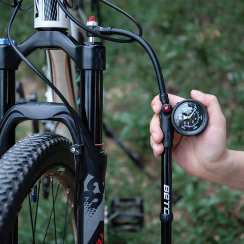 High Pressure MTB Bike Shock Pump 400 PSI Max For Fork And Rear Suspension With No Loss Schrader Valve 6 Inch Swivel Hose