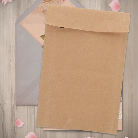 Kraft Paper Envelopes With Honeycomb Padding And Double Layer Design lying flat, showcasing the large capacity for tough shipping.