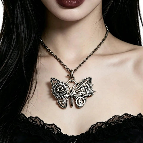 Chic Vintage Punk Butterfly Necklace With Mechanical Gears Alloy Jewelry For Daily Streetwear And Rock Concert Cosplay Look adjustable chain displayed on model.