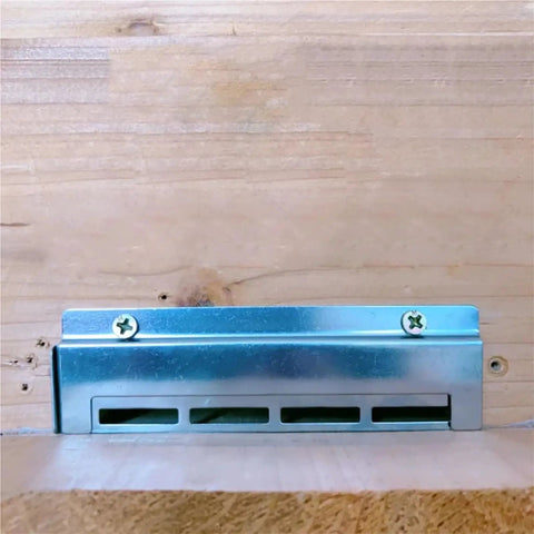 Stainless Steel Beehive Entrance Reducer Kit, 20 Sets Anti Escape Hive Door for Beekeeping installed on wooden hive