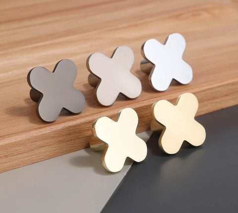 Cross Flower Cabinet Knobs And Drawer Pull Set In Polished Chrome Zinc Alloy Hardware For Cupboard Wardrobe Closet Bathroom 4 Pack