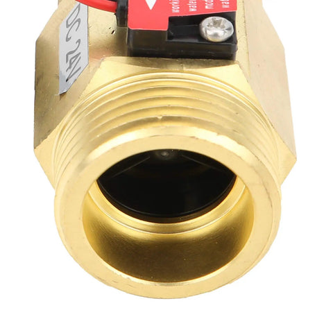 Close-up of Water Flow Meter With Counter Hall Effect Sensor YF B10 Brass Body G1 Male Thread 2 To 50 Liters Per Minute DC24V