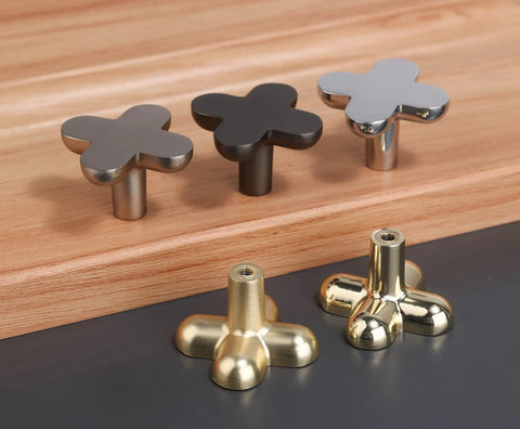 Cross Flower Cabinet Knobs And Drawer Pull Set In Polished Chrome Zinc Alloy Hardware For Cupboard Wardrobe Closet Bathroom 4 Pack