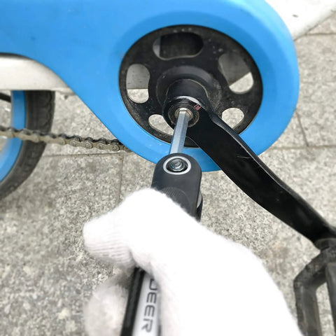 Using 8 In 1 Folding Hex Key Set With Non Slip Rubber Grip Portable Pocket Allen Wrench Kit for bike pedal maintenance