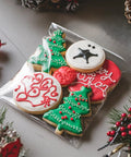 Christmas cookies in Clear Self Sealing Cellophane Bags 5x7 Inches, 300 Pieces Durable Food Safe Treat Bags, festive packaging