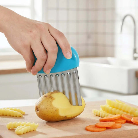Blue-handled Guduling crinkle cutter (2-piece set) with stainless steel blades for potatoes and carrot chips