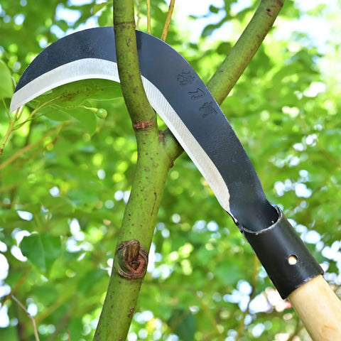 Versatile Manganese Steel Billhook Sickle Machete For Gardening And Weeding cutting thick green branch