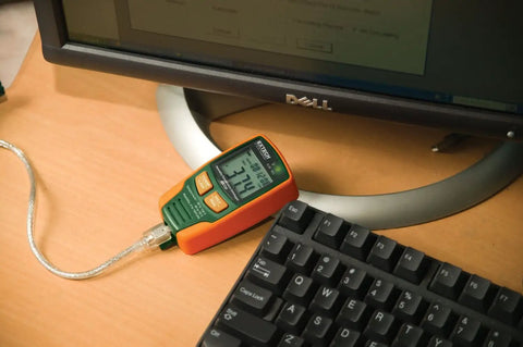 RHT20 Humidity And Temperature Datalogger With 16,000 Reading Memory Dew Point Time Date Stamp USB connected to monitor