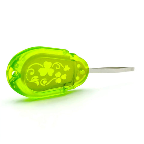 Apple Green Flat Tip Embroidery Needle Threader For Thick Threads And Any Embroidery Needles with floral design, portable