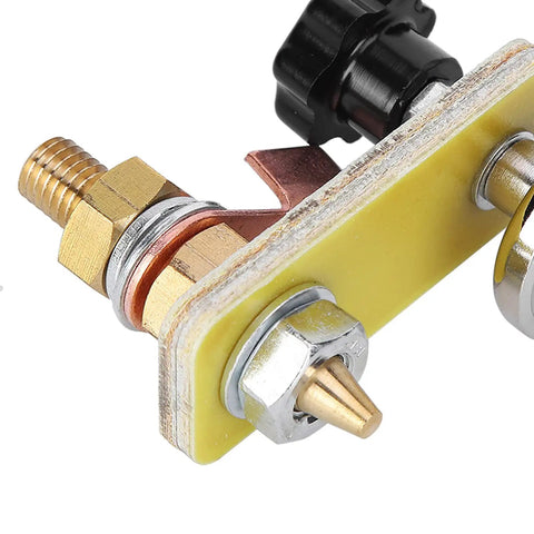 Heavy Duty Welding Magnetic Ground Clamp With 02 Inch Brass Connector And Thick Insulation close-up of brass connector and insulation detail