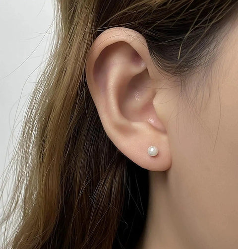 Hypoallergenic Stainless Steel Simulated Pearl Stud Earrings Set In Five Sizes For Women, Lightweight Pain Free Piercing Jewelry For Sensitive Ears, Mini Pearl Studs For Lobe Cartilage And Helix Piercings, Classic Elegant Look. 3mm pearl stud on ear lobe