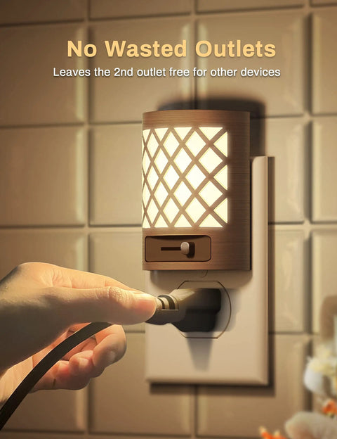 Vintage LED Night Light Plug In With No Fuss Dusk To Dawn Sensor Auto On Off Dimmable Brightness From 0 To 60 Lumens 1W in outlet