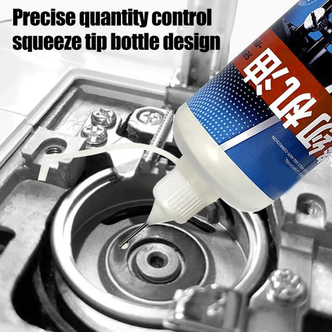 Industrial Grade High Temperature Sewing Machine Lubricant With Lightweight Formula being applied to precision gears.