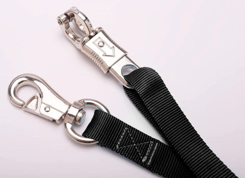 Two Pack Adjustable Horse Trailer Tie Straps 25 To 37 Inches, Built Tough Heavy Duty Nylon Tie Downs With Bull Snap And Panic Snap