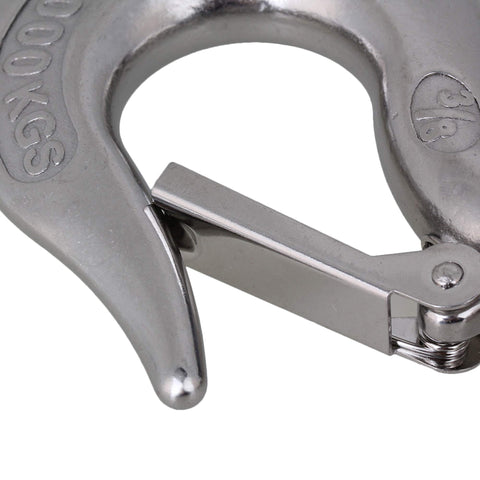 Close-up of 304 Stainless Steel American Type Swivel Lifting Clevis Chain Hook With Latch, 360 Degree Rotation, 1000Kg WLL latch mechanism