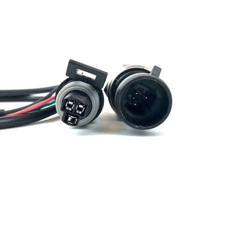 Close-up of wiring connectors for 100 Psi Universal 5V Pressure Transducer Sender Sensor, 1 Eighth Inch NPT Thread, Stainless Steel