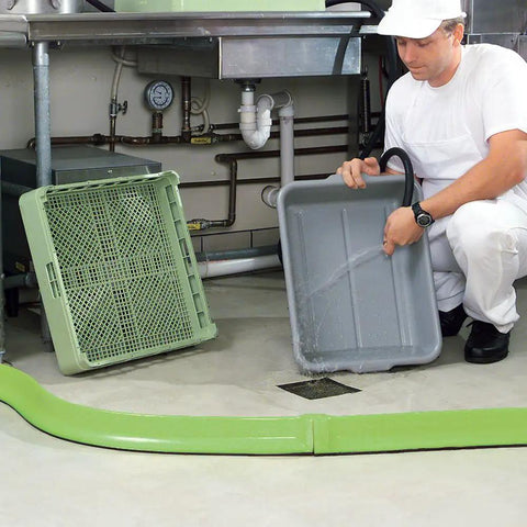 Heavy-Duty High-Volume SpillBlocker Dike For Serious Spills 5 Ft Long By 4 In Wide By 4.5 In Tall Tear-Resistant Top Layer With Flexible Sticky Bottom Seal Reusable Spill Berm With Dovetail Connectors For Quick Tight Containment