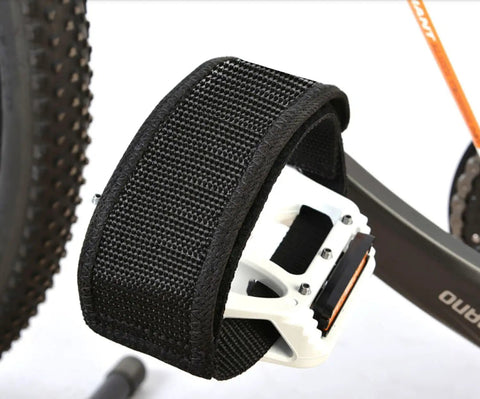 Close-up of black pedal strap on bike pedal, Two Pack Black Beam Strap Pedal Straps For Fixed Gear Bikes And Cleats, secure fit