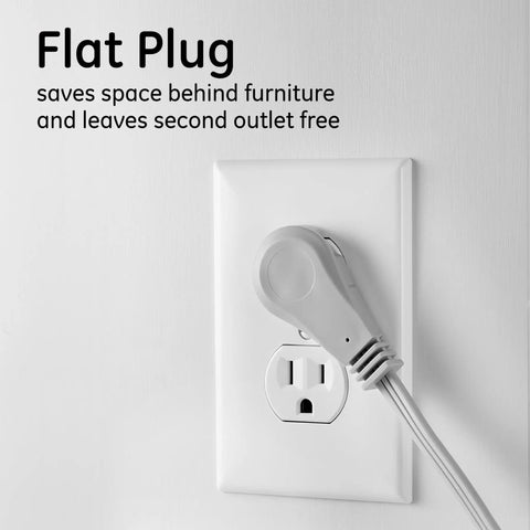 Flat plug design of Three Outlet Flat Extension Cord With 15 Foot Reach Grounded 3 Prong Power Strip for home and office use