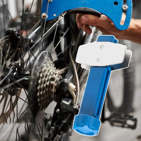 Bike Brake Pad Spreader Tool And Caliper Resetter For Hydraulic Disc Brakes Portable Piston Reset Kit in use on bike