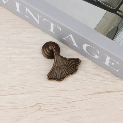 Fresh Ginkgo Leaf Drawer Pulls Set Of Four Dope Copper Dresser Knobs For Cabinets And Drawers Top Shelf Zinc Alloy Furniture Handles with smooth ginkgo design.