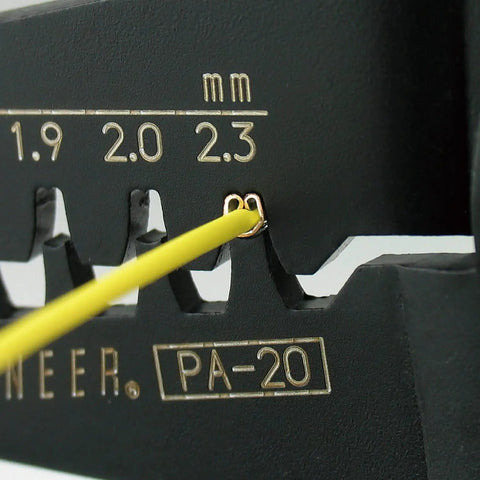 Close-up of Universal Connector Crimping Pliers 175mm for AWG 28 to 18 micro connectors showing precise 2.3mm crimp die.
