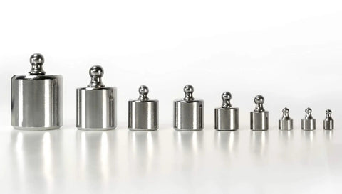Stainless steel 19 Piece Calibration Weight Set 100g With Tweezers And Presentation Box In 10mg Increments Top Notch For Ultra Precise Balancing