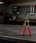 Heavy Duty 260A Brass Welding Ground Clamp With Wide 40mm Jaw For Stable Conduction And Secure Grip On Argon Or Gas Shielded Welding Tasks on a workshop table.