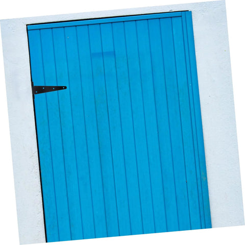 NAMOARLY heavy-duty gate hinge on blue wooden/vinyl gate, left-side slotted hinge visible