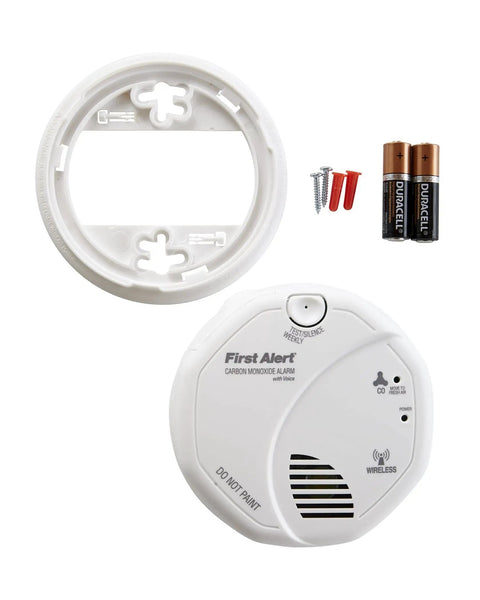 Battery Powered Carbon Monoxide Alarm With Wireless Interconnection And Voice And Location Alerts, No Brainer Install