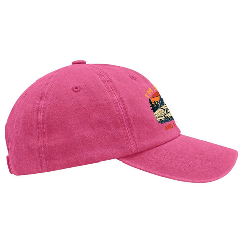 Rose-red side view of 'I'm Sexy And I Tow It Vintage Funny Camping RV Camper Truck Hats For Men With Adjustable Straps Outdoor Adventure Baseball Caps For Travel And Weekend Getaways'