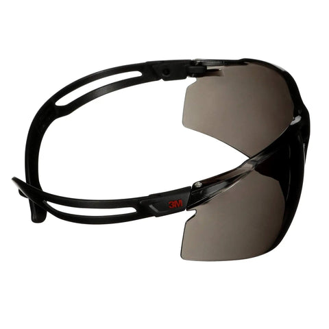 Built Tough Black Safety Glasses With Grey Scratch Resistant Lenses deliver zero fog hassle, featuring curved temples for a custom fit.
