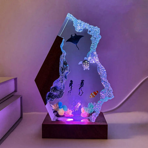 Scuba Diver Ocean Resin Lamp With Multicolor LED Night Light, showing 3D ocean scene with divers and marine life, USB powered handmade epoxy decor.