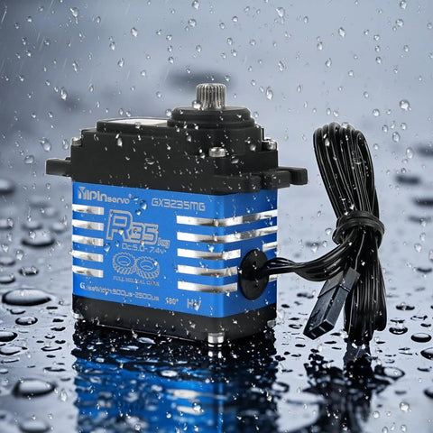 35Kg Waterproof RC Servo Motor At 7.4V Digital Servo With 180/270 Degree Travel Beefy Steel Helical Gear 25T Arm For 1/8 And 1/10 Scale RC Cars IP67 High Torque For Wet Weather Rides in a rainy setting