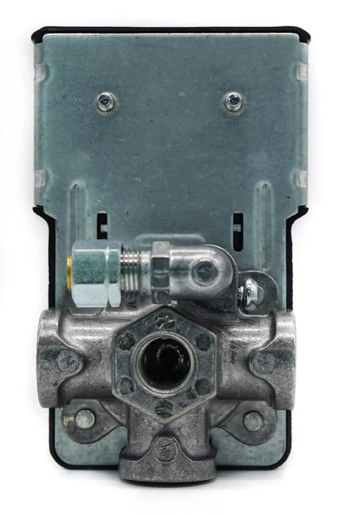 MDR11LC2E 120 To 150 PSI Pressure Switch With 25 To 65 PSI Differential, 1 Quarter Inch NPT Manifold, 26 Amp Max Switching, metal construction