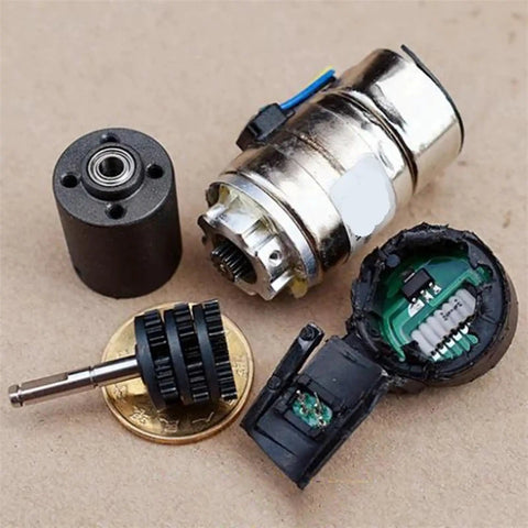Planetary Reducer Gear Motor With 16mm Precision Ultra High Torque Micro Full Metal Gearbox components on display